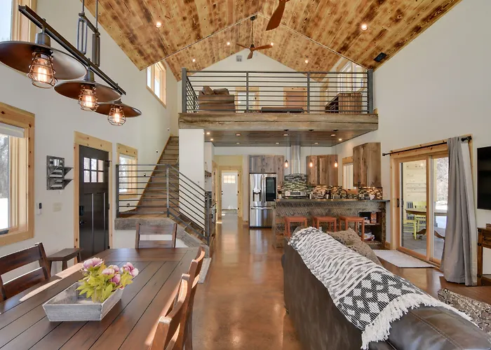 Riverfront Home With Bbq 2 Mi To Downtown Gunnison!